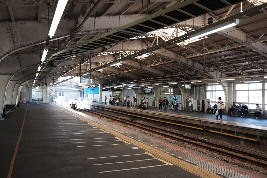 鶴見駅鶴見線ホーム