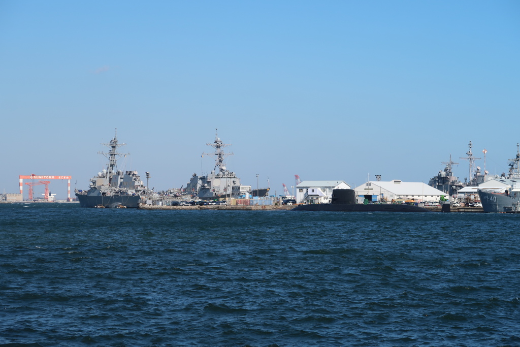 横須賀海軍基地
