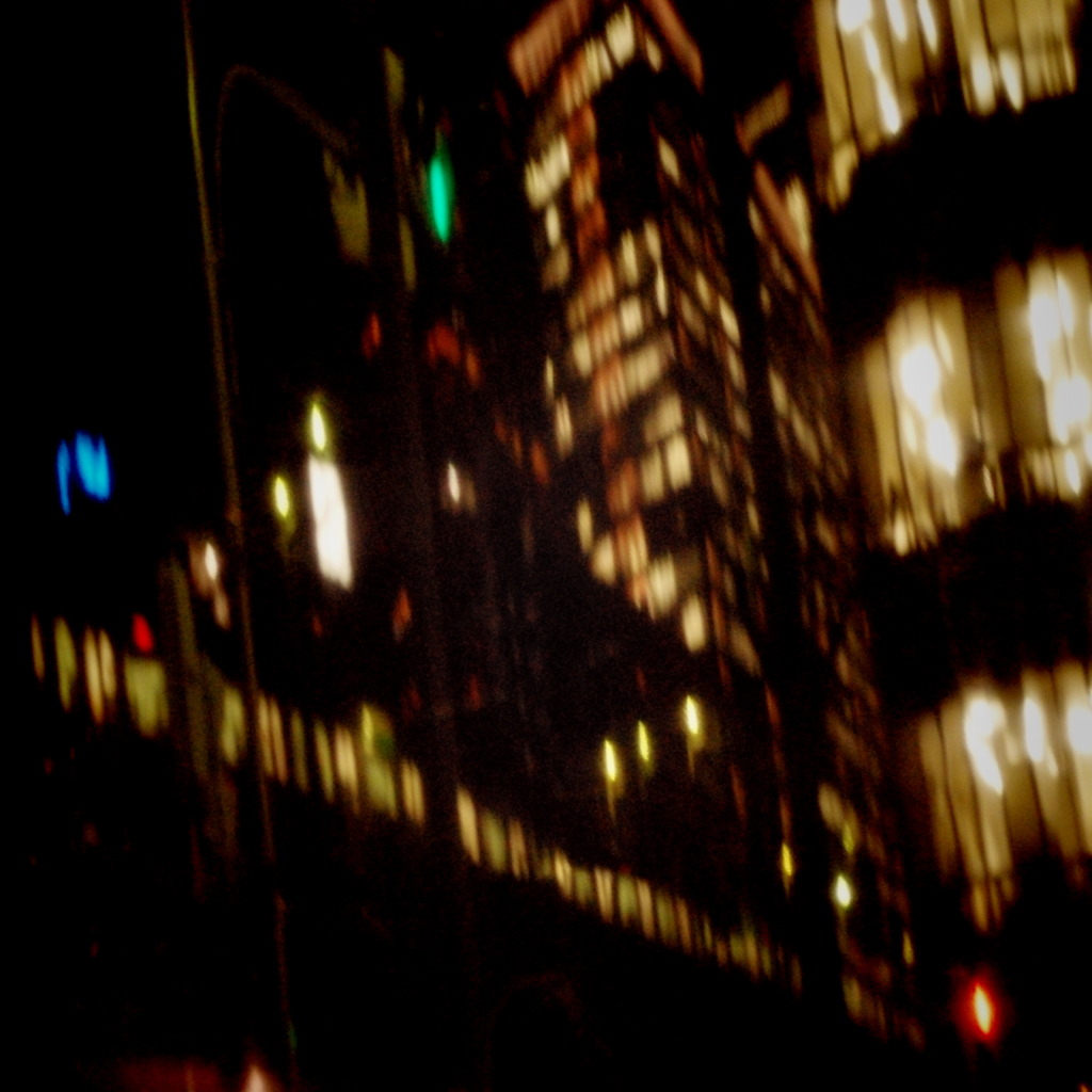歪み夜