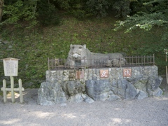 和歌山城・伏虎像
