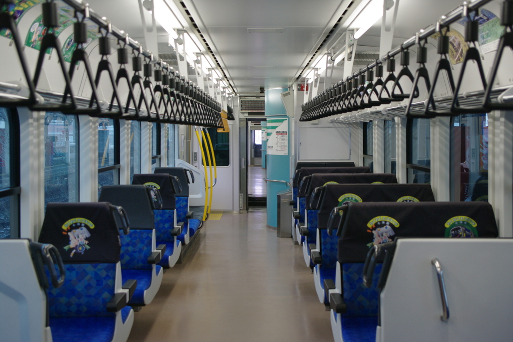 小海線キハE200-1車内