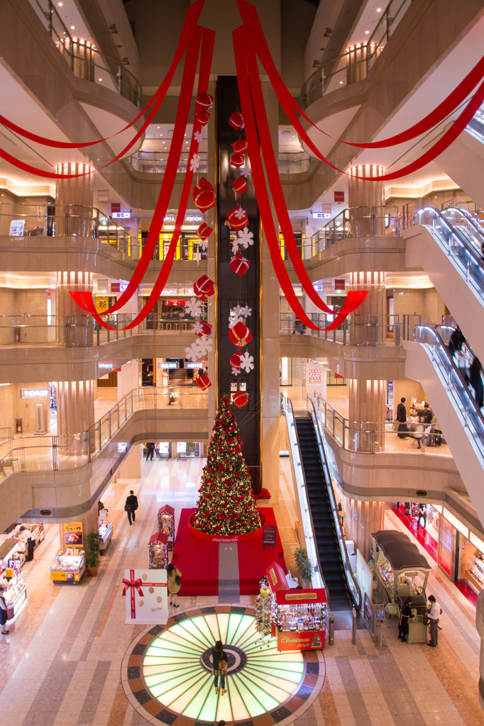 羽田空港国内線ターミナル クリスマスツリーデコレーション