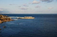 淡路島　交流の翼港