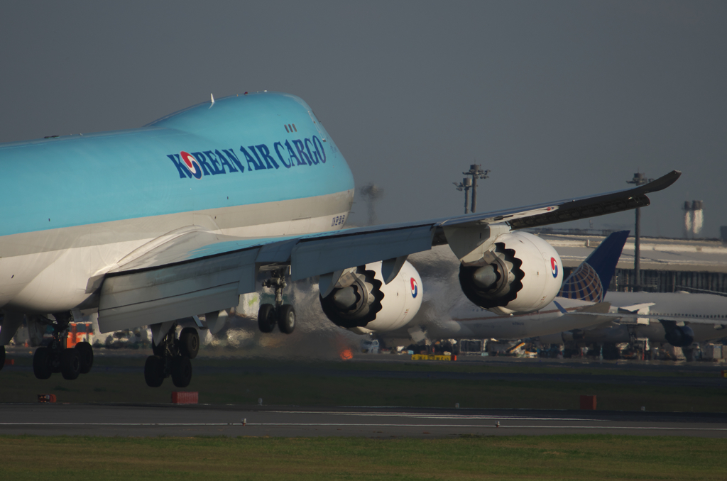 Boeing 747-8 Freighter