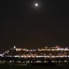 満月の横浜港　-QE3の居る夜-