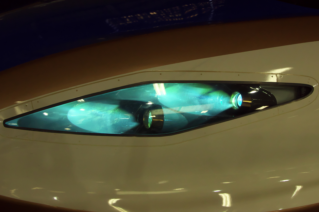 E7 EYE 
