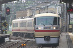 レッドアロー？