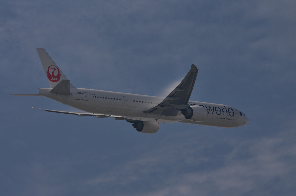 777