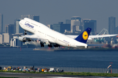 テイクオフ　747-8