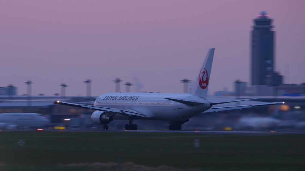夕刻の旅立ち　