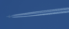 contrail　747-8