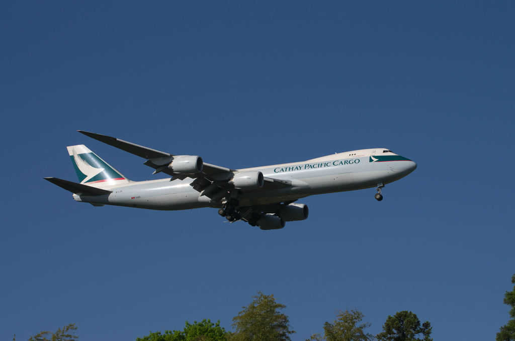 CATHAY PACIFIC 747-8F