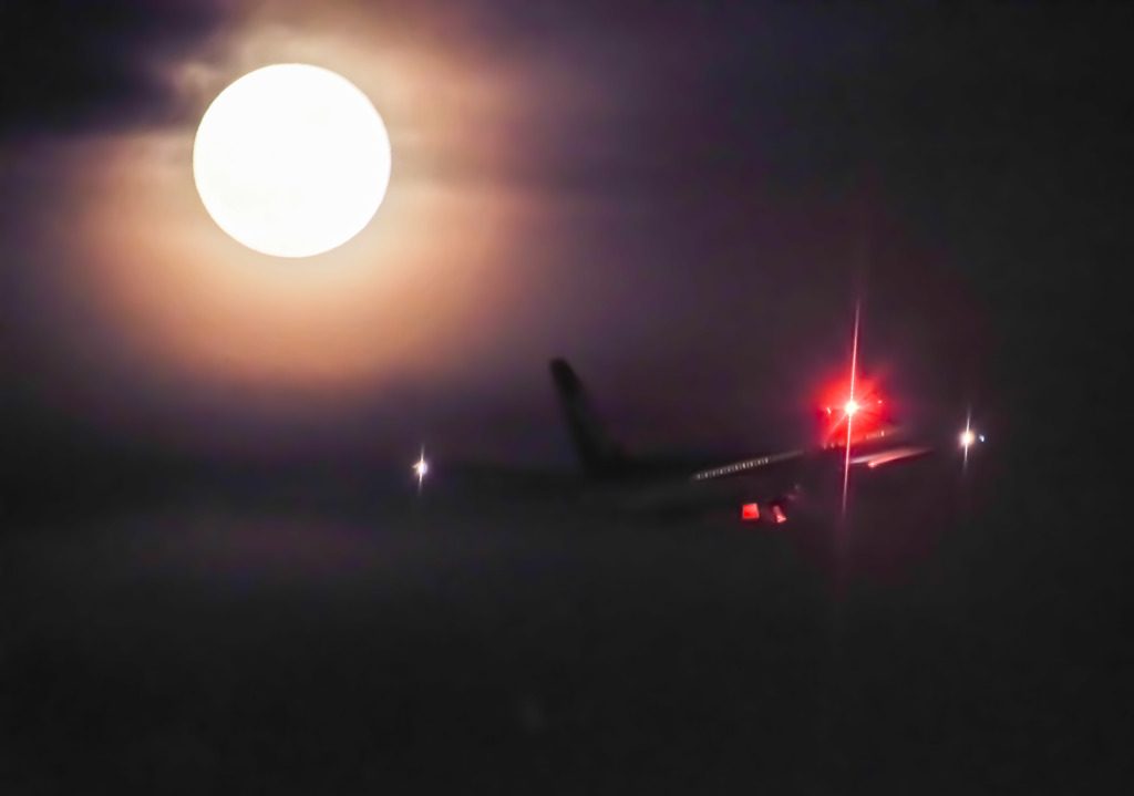 夜間飛行へ