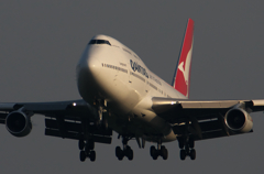 QANTAS 747-400　