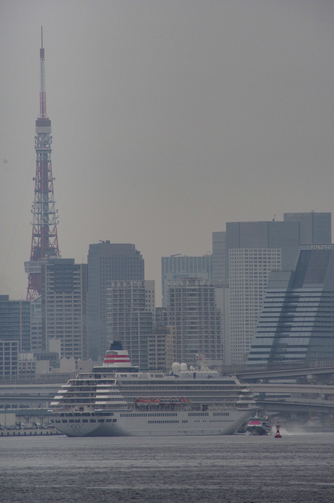 東京港