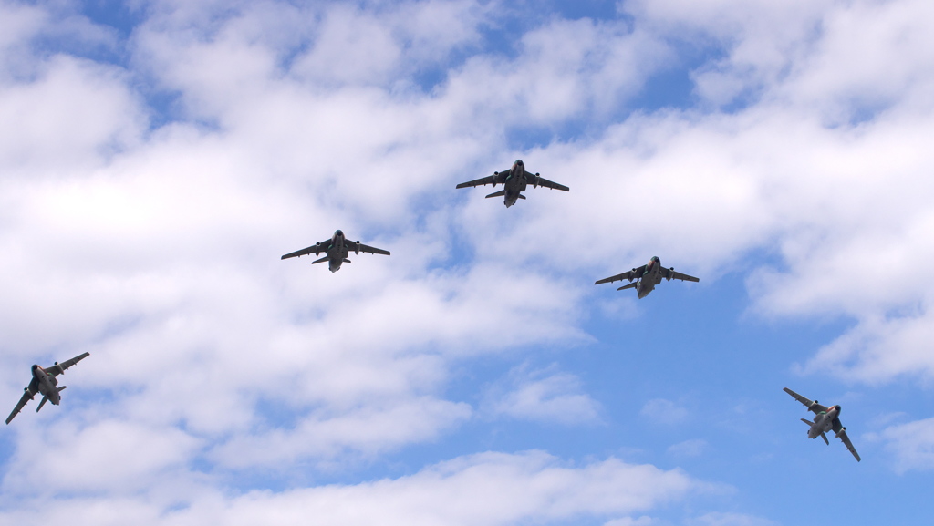機動輸送機 2012