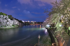 雨上がりの夜