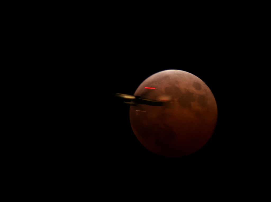 red moon flight