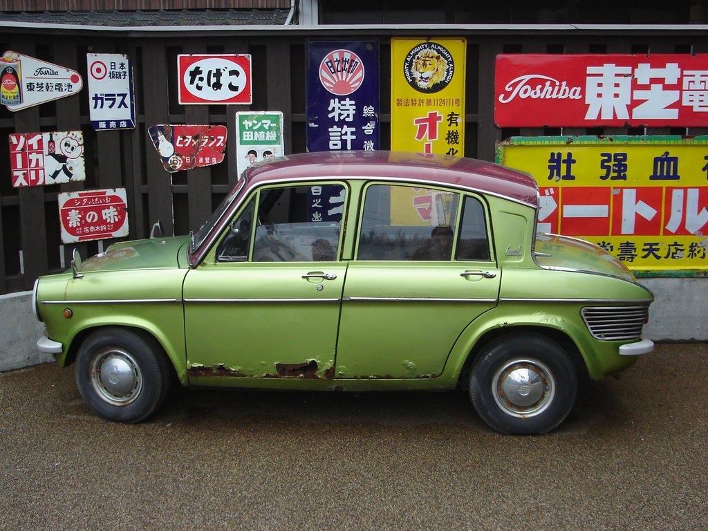 レトロなクルマ