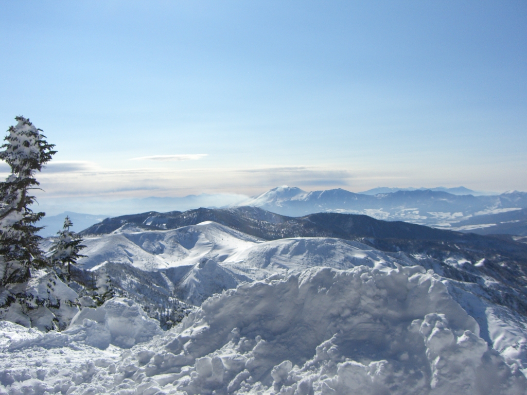 横手山山頂より
