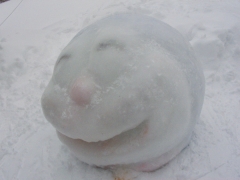 雪像のドラエモン