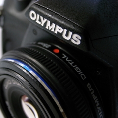 Olympus E-420 + ZUIKO DIGITAL 25mm F2.8