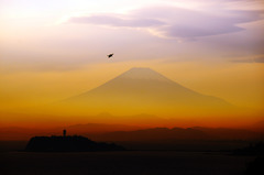 江ノ島と富士
