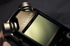 OLYMPUS LS-10