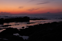 海と　夕焼けと　ちょっぴり富士山