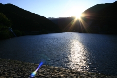 名栗湖にて、逆光のゴースト