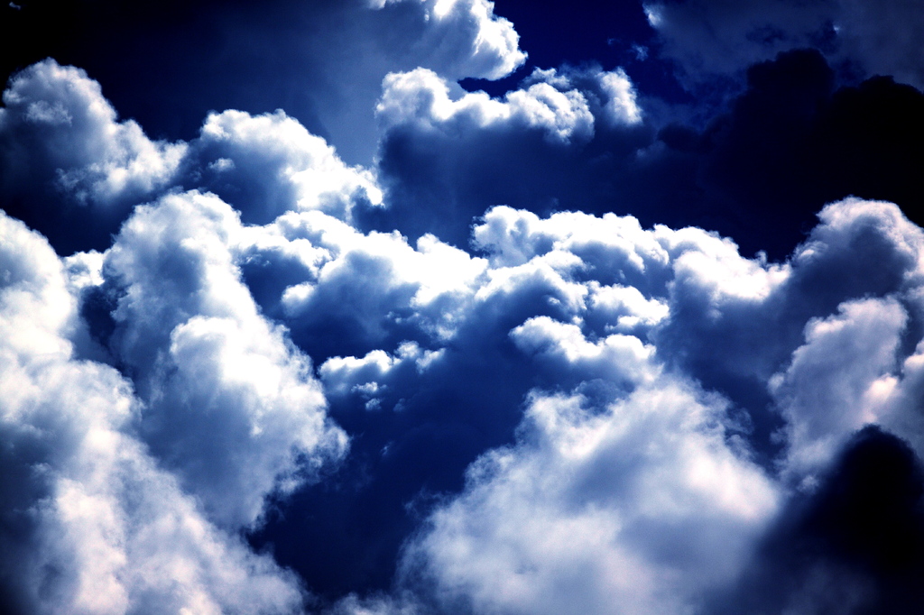 夏雲