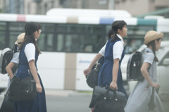 朝に向かう