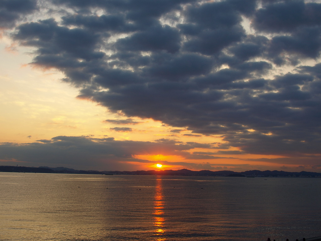 東京湾の夕陽