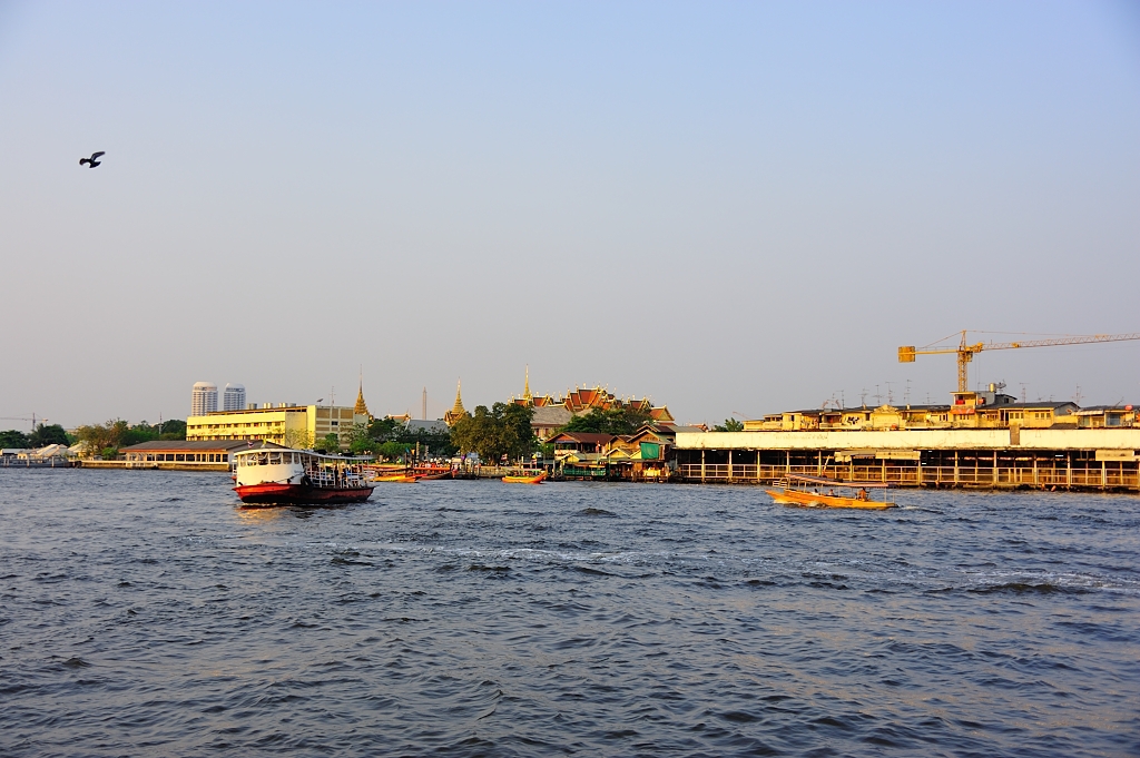 Wat Phra Kaew と王宮