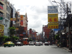 Tanon Yaowarat （ヤワラート通り）
