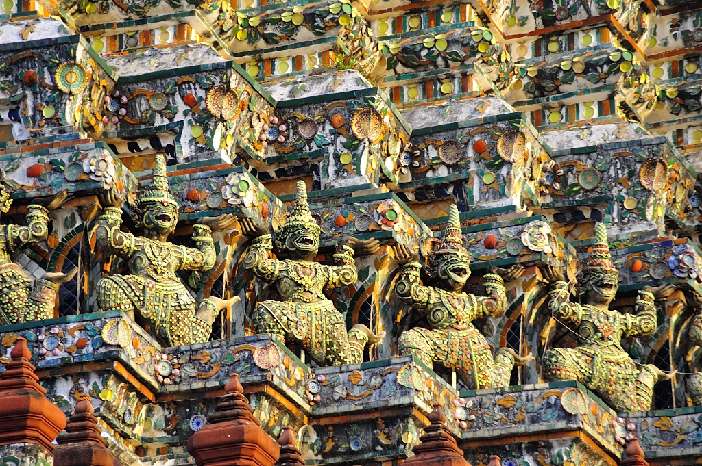 Wat Arun の装飾