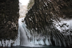厳冬の唐谷滝