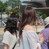 なまら肩丸出し 美人　^^;