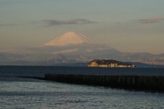 朝焼けの江ノ島