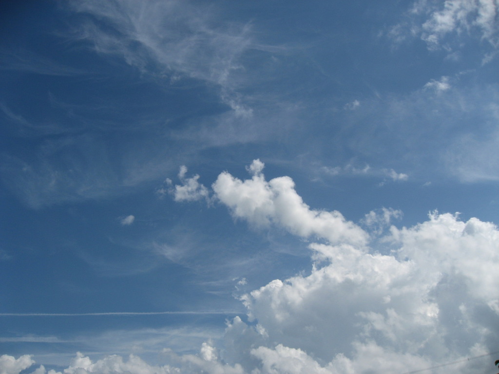 一瞬の夏空