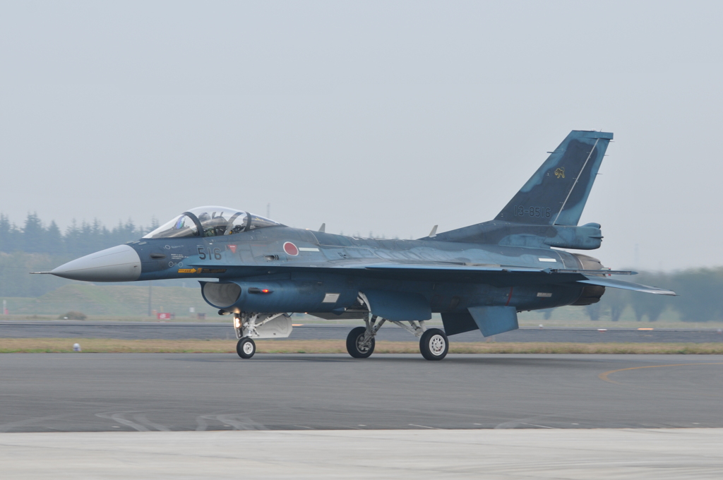 Ｆ－２帰投