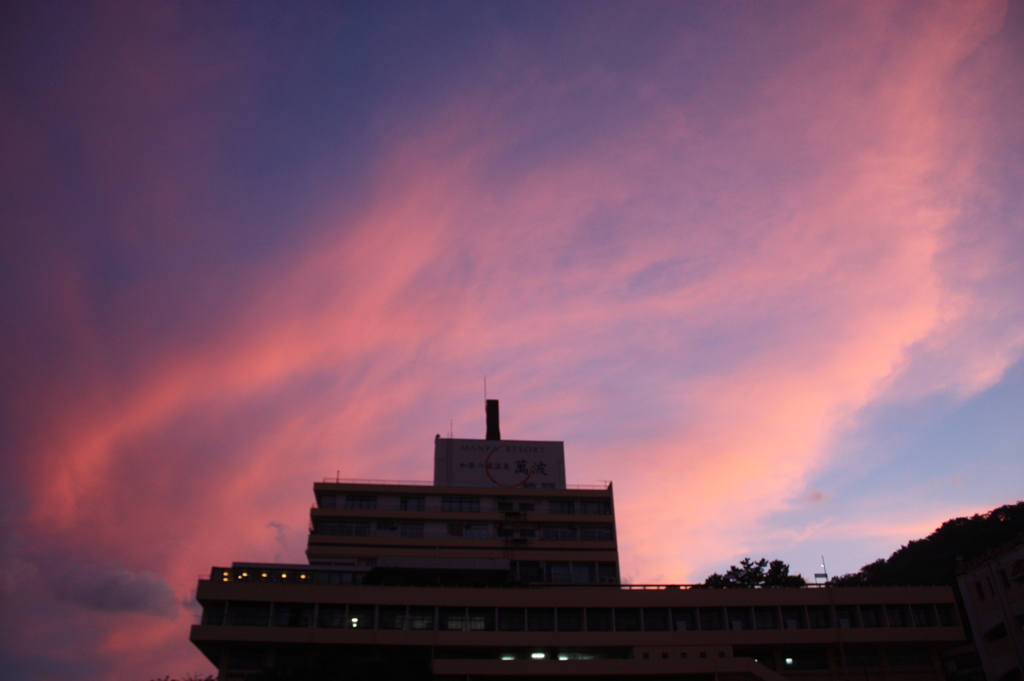 出　港　の　時　刻