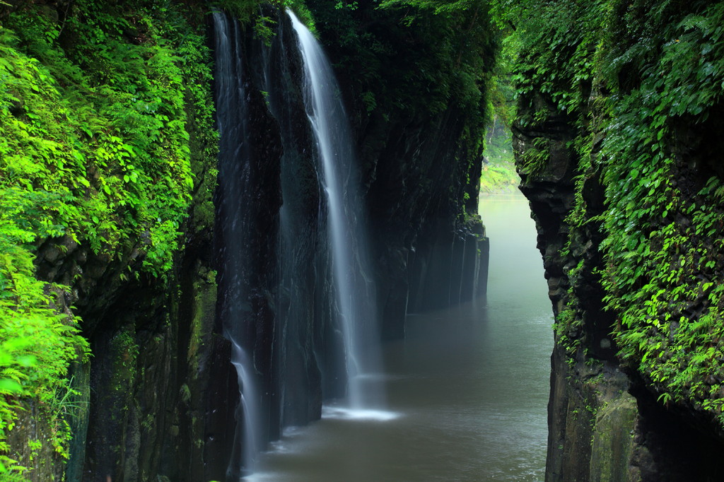 高千穂峡　真名井の滝（日本の滝100選）