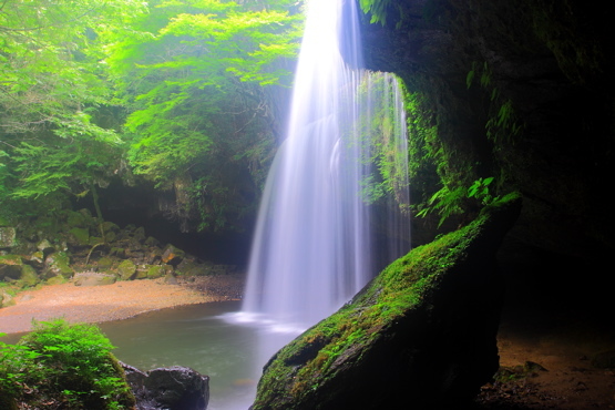 阿蘇の自然美〜小国町〜鍋ヶ滝