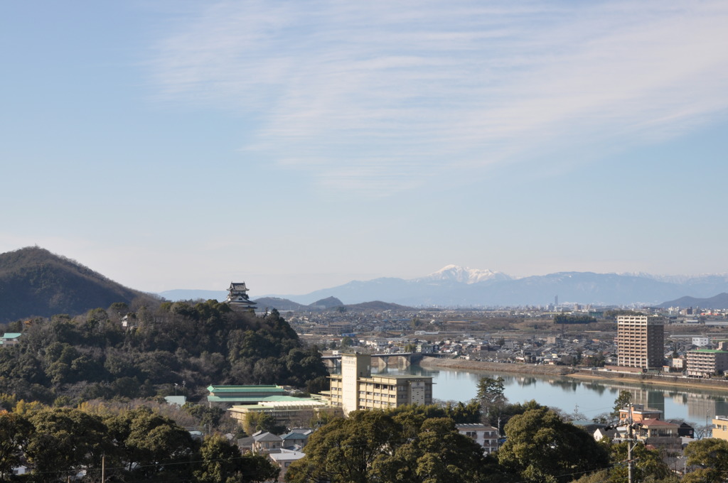 犬山城下の風景