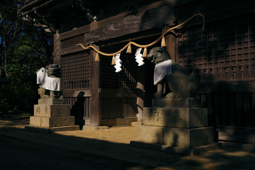 住吉神社の楼門２