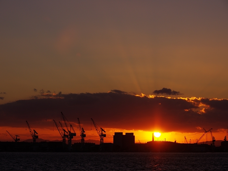 みなと神戸・今日の夕日１２