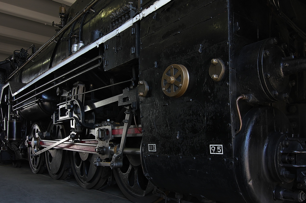 京都鉄道博物館にて４（ＳＬの動輪２）