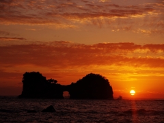 円月島（えんげつとう）の夕日２