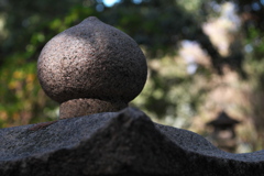 神社の石灯籠（いしどうろう）１